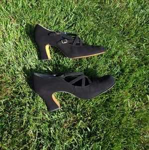 Vintage 1960's Dream Step Mary Jane Heels